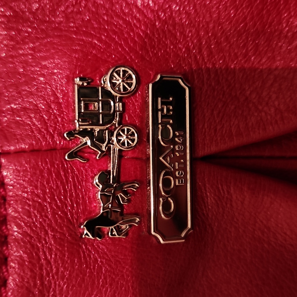 Purse - Picture 3 of 14